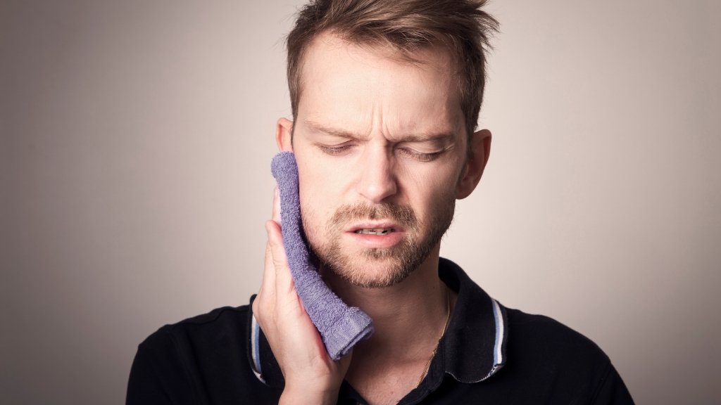 how to stop tooth pain fast